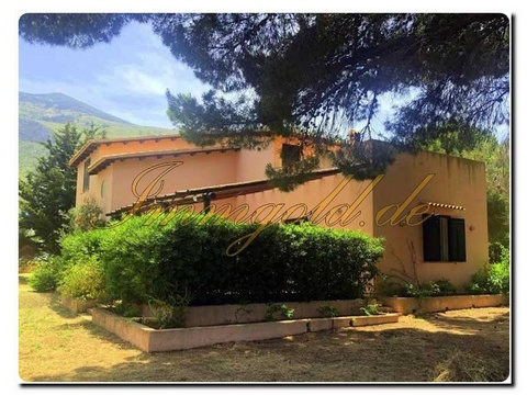 Haus kaufen in Scopello, 3.000 m² Grundstück, 200 m² Wohnfläche, 6 Zimmer