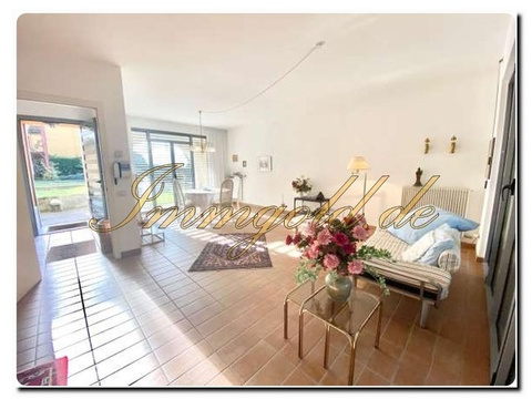 Haus kaufen in Germignaga, 180 m² Grundstück, 203 m² Wohnfläche, 4 Zimmer
