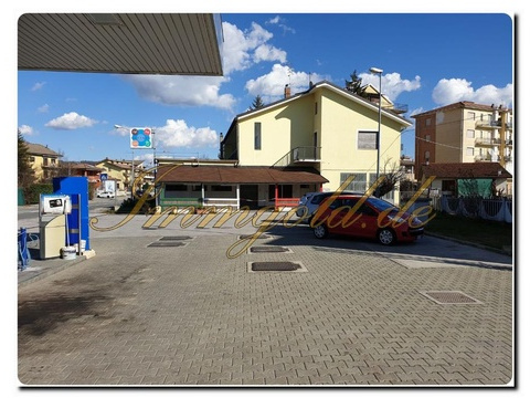 Haus kaufen in Ceva, 1 m² Grundstück, 450 m² Wohnfläche, 20 Zimmer