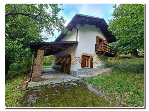 Haus kaufen in Pamparato, 2.000 m² Grundstück, 180 m² Wohnfläche, 3 Zimmer