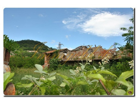 Haus kaufen in Ceva, 8.000 m² Grundstück, 200 m² Wohnfläche, 1 Zimmer