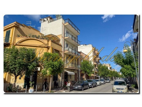 Wohnung kaufen in Santa Flavia, 51 m² Wohnfläche, 3 Zimmer