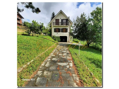 Haus kaufen in Priola, 2.800 m² Grundstück, 237 m² Wohnfläche, 7 Zimmer