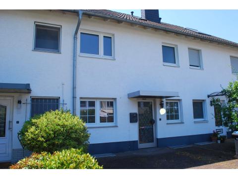 Reihenmittelhaus kaufen in Pulheim, mit Garage, mit Stellplatz, 206 m² Grundstück, 89 m² Wohnfläche, 4 Zimmer