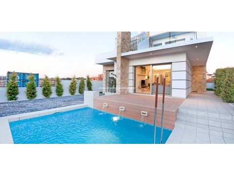 Einfamilienhaus kaufen in Los Alcázares, mit Garage, 261 m² Grundstück, 167 m² Wohnfläche, 4 Zimmer