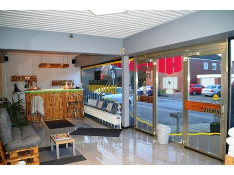 Ausstellungsfläche mieten, pachten in Ahlen, mit Stellplatz, 80 m² Bürofläche