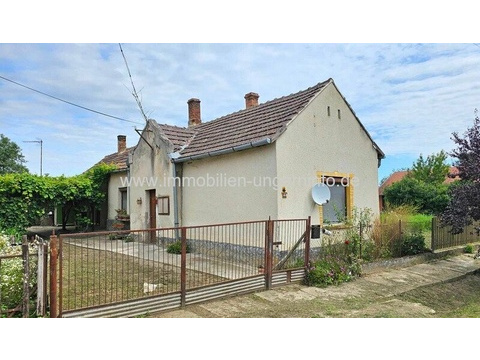 Einfamilienhaus kaufen, 667 m² Grundstück, 70 m² Wohnfläche, 4 Zimmer