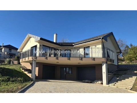 Haus kaufen, 1.678 m² Grundstück, 235 m² Wohnfläche, 4 Zimmer