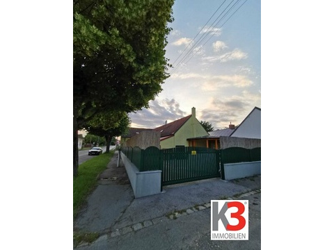 Haus kaufen in Waidendorf, mit Stellplatz, 455 m² Grundstück, 101 m² Wohnfläche, 4 Zimmer