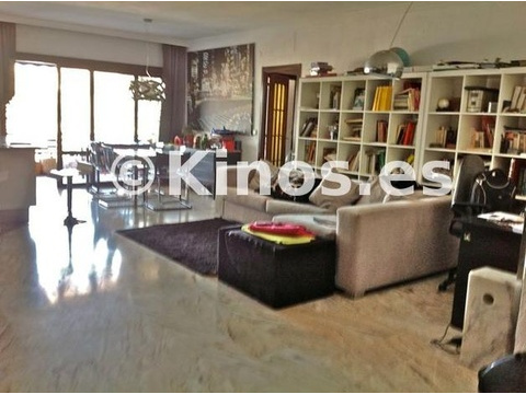 Etagenwohnung kaufen in Malaga, 125 m² Wohnfläche, 3 Zimmer