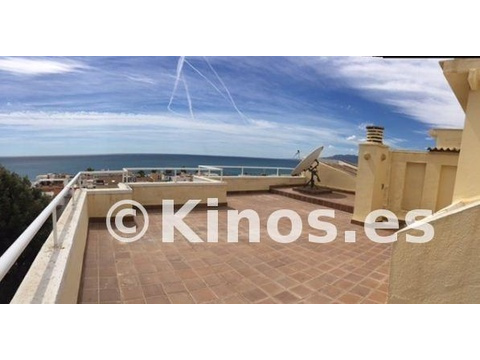 Penthousewohnung kaufen in Malaga, 324,58 m² Wohnfläche, 7 Zimmer