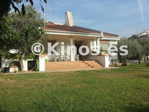 Villa kaufen in Rincón de la Victoria, 1.500 m² Wohnfläche, 5 Zimmer