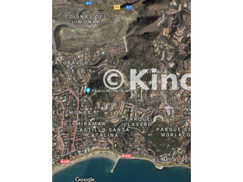 Wohngrundstück kaufen in Malaga, 704 m² Grundstück