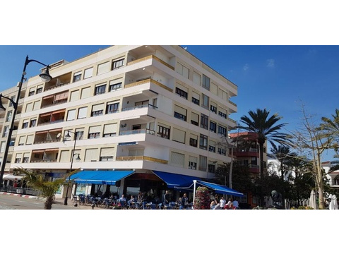 Etagenwohnung kaufen in Estepona, 96 m² Wohnfläche, 4 Zimmer