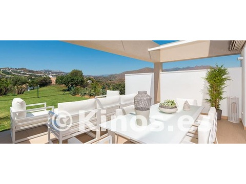 Einfamilienhaus kaufen in Mijas, 180 m² Wohnfläche, 4 Zimmer