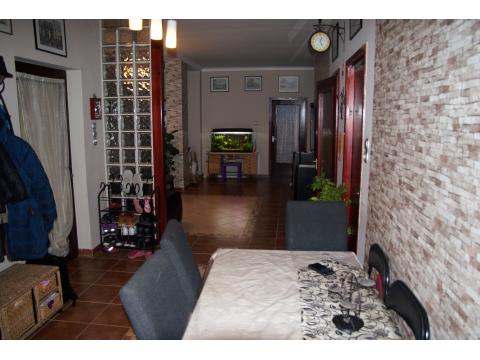 Einfamilienhaus kaufen in Mélykút, mit Garage, 800 m² Grundstück, 200 m² Wohnfläche, 5 Zimmer