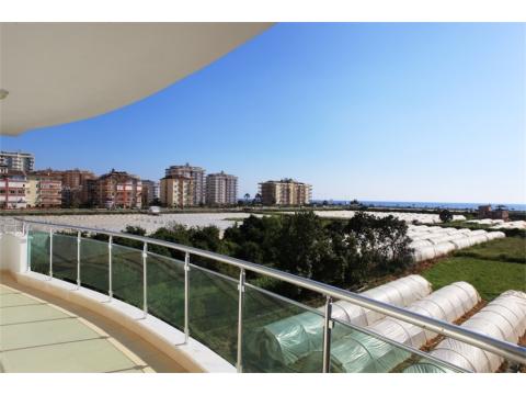 Etagenwohnung kaufen in Alanya, 95 m² Wohnfläche, 3 Zimmer