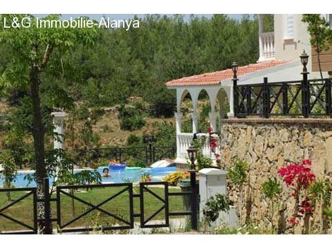 Aussenanlage- Immobilie-villa-alanya-avsallar