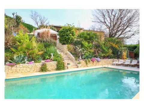 Villa kaufen in Montauroux, 2.800 m² Grundstück, 170 m² Wohnfläche, 7 Zimmer