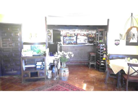 Gastronomie und Wohnung kaufen in Calp, 260 m² Gastrofläche