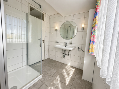 Badezimmer OG Anbau