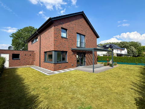 Einfamilienhaus kaufen in Emsdetten, 590 m² Grundstück, 255,95 m² Wohnfläche, 6 Zimmer