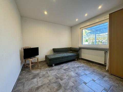 Zimmer III EG