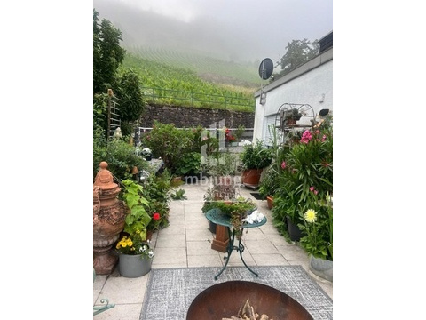 Terrassenwohnung mieten in Burg (Mosel), mit Garage, 88 m² Wohnfläche, 2,5 Zimmer
