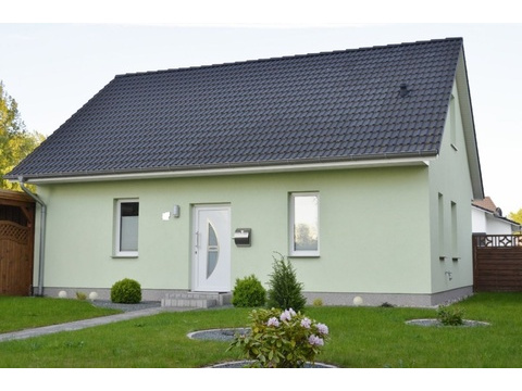 Einfamilienhaus kaufen in Rostock, mit Stellplatz, 535 m² Grundstück, 135 m² Wohnfläche, 5 Zimmer