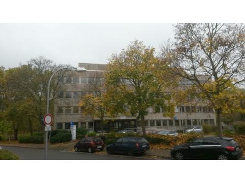 Penthousewohnung mieten in Saarbrücken, 100 m² Wohnfläche, 2 Zimmer