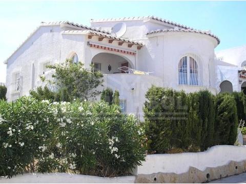 Villa kaufen in El Poble Nou de Benitatxell, 224 m² Grundstück, 170 m² Wohnfläche, 5 Zimmer