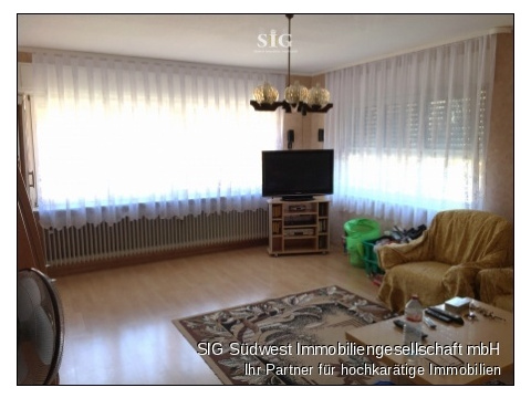 Haus kaufen in Bruchsal, mit Garage, 137 m² Grundstück, 216 m² Wohnfläche, 7 Zimmer