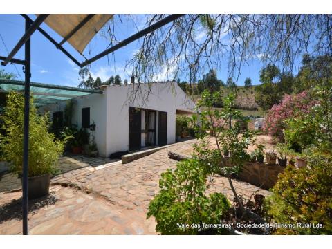 Gemischtes Grundstück kaufen in Silves, 28.000 m² Grundstück