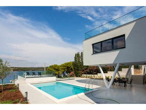 Villa kaufen in Split, 690 m² Grundstück, 250 m² Wohnfläche, 4 Zimmer