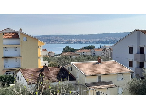 Maisonette- Wohnung kaufen in Malinska, mit Stellplatz, 108 m² Wohnfläche, 4 Zimmer