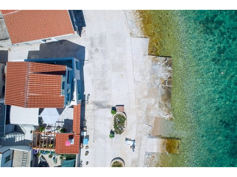 Einfamilienhaus kaufen in Šibenik, 50 m² Grundstück, 90 m² Wohnfläche, 3 Zimmer