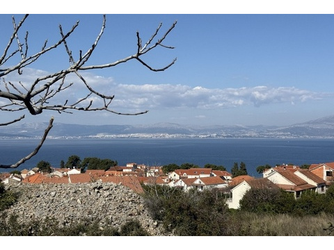 Zweifamilienhaus kaufen in Gespanschaft Split-Dalmatien, 700 m² Grundstück, 200 m² Wohnfläche