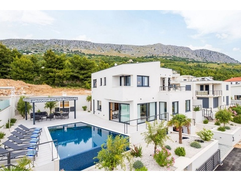 Villa kaufen in Split, mit Garage, mit Stellplatz, 605 m² Grundstück, 220 m² Wohnfläche, 5 Zimmer