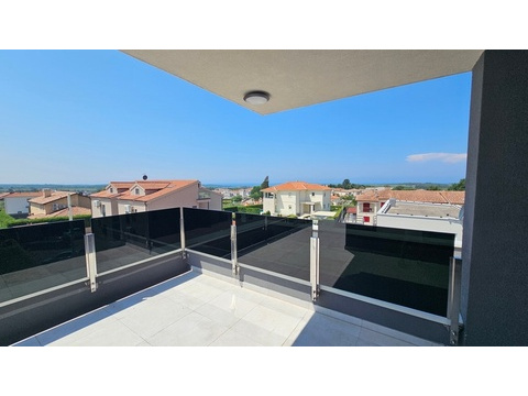 Penthousewohnung kaufen in Vabriga, mit Stellplatz, 99 m² Wohnfläche, 3 Zimmer