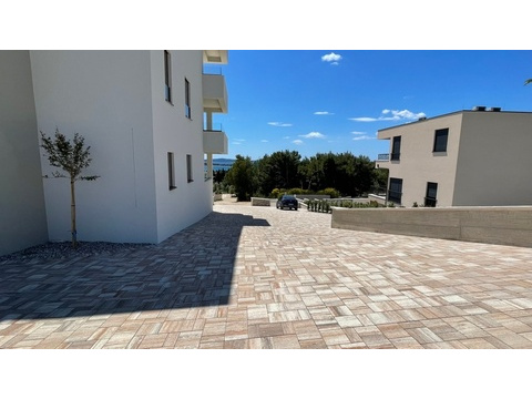 Neubauwohnung mit Meerblick in Vodice, Kroatien