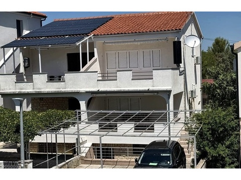 Doppelhaushälfte kaufen in Pirovac, mit Stellplatz, 173 m² Grundstück, 119,12 m² Wohnfläche, 6 Zimmer