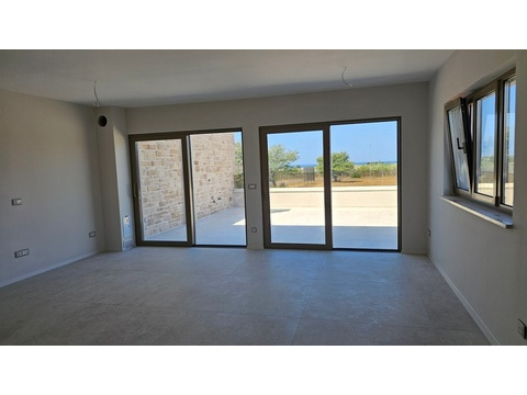 Wohnung kaufen in Umag, mit Stellplatz, 124 m² Wohnfläche, 4 Zimmer