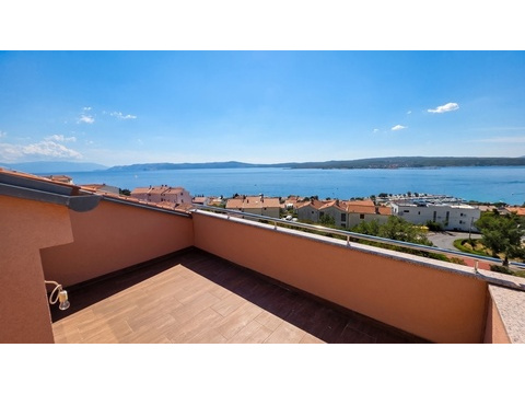 Maisonette- Wohnung kaufen in Crikvenica, mit Garage, mit Stellplatz, 113 m² Wohnfläche, 4 Zimmer