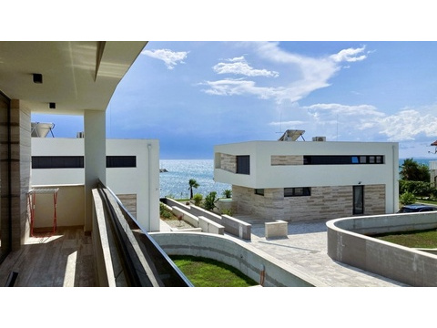 Meerblick vom Balkon der Villa H3846