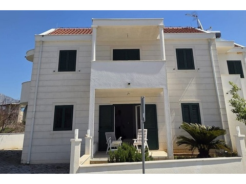 Ferienhaus kaufen in Hvar, mit Stellplatz, 500 m² Grundstück, 200 m² Wohnfläche, 10 Zimmer