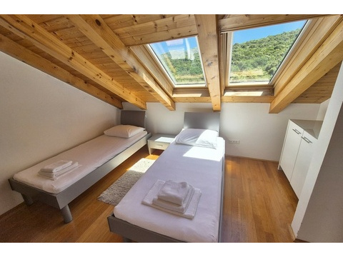 Schlafzimmer mit Dachfenstern