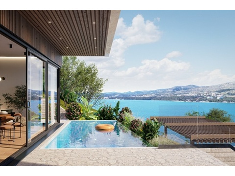 Pool auf der Terrasse mit Blick auf das Meer
