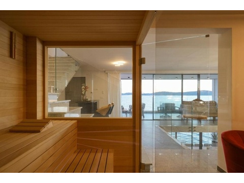 Sauna mit Glasfront