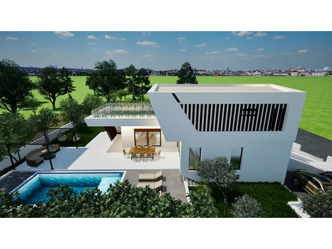 Pool vor dem Wohnbereich mit großen Glasflächen