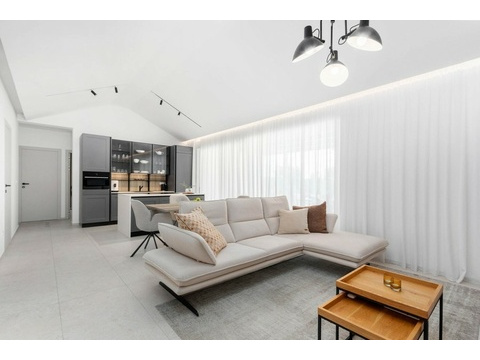 Wohnzimmer mit Ecksofa